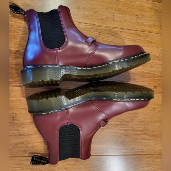 Dr. Martens x Needles Snaffle Chelsea Cherry Red Smooth Boots Size 11 Men's - Picture 4 of 11